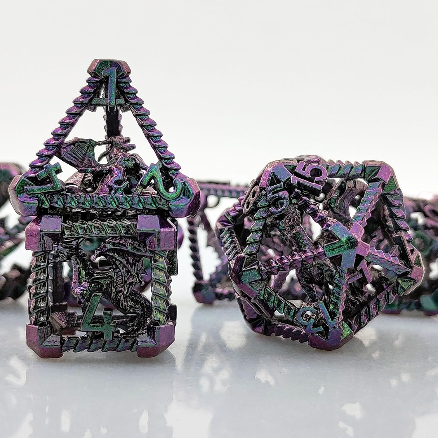 Hollow dragon metal dice set