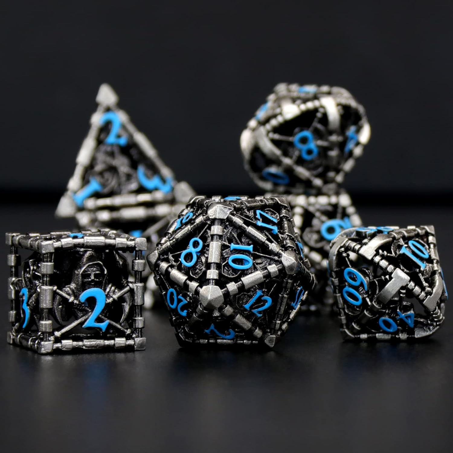 Metal dice set warrior